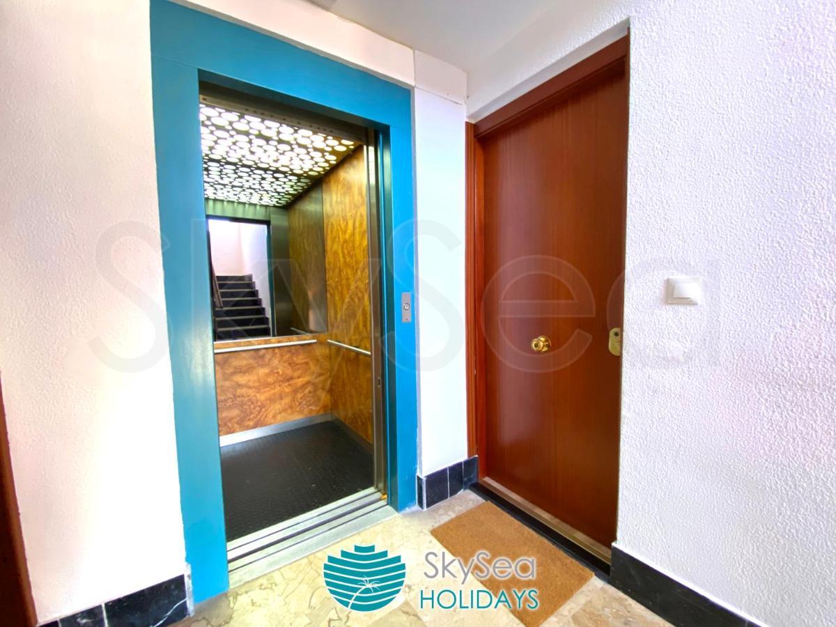 Skyseaholidays Torremolinos Centro Apartment Exterior photo